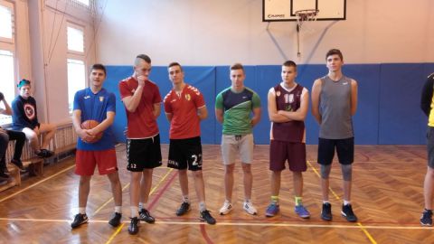 Mikołajkowy turniej koszykówki – 6.12.2018r.