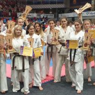      Sywia Kazimierska (kl 3eg) brązową medalistką Mistrzostw Europy w Karate Shinkyokushin ! 