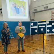 Spotkanie klas 3-cich z dr n. med. Leszkiem Smorągiem- specjalistą onkologii ginekologicznej oraz ginekologii i położnictwa w Świętokrzyskim Centrum Onkologii.