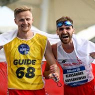 Nasz absolwent Aleksander Kossakowski zdobył brązowy medal w mistrzostwach świata w paralekkoatletyce. Polak pobił rekord życiowy.