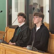 Sukces uczniów V LO. im. ks. P. Ściegiennego  w Kielcach w konkursie prawniczym!