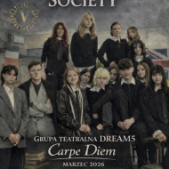 Praca nad powieścią „Stowarzyszenie Umarłych Poetów” uwieńczona sukcesem