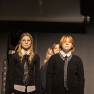 Praca nad powieścią „Stowarzyszenie Umarłych Poetów” uwieńczona sukcesem