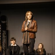 Praca nad powieścią „Stowarzyszenie Umarłych Poetów” uwieńczona sukcesem