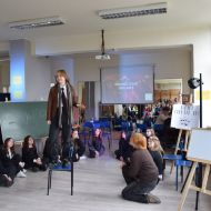 Międzynarodowy Dzień Teatru w Ściegiennym!