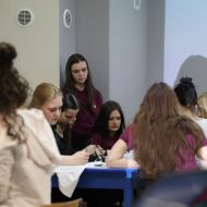 Kreatywne działania grupy projektowej (A)symetris