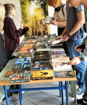 BOOKCROSSING W SZKOLE