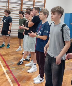 Mikołajkowy Turniej Koszykówki