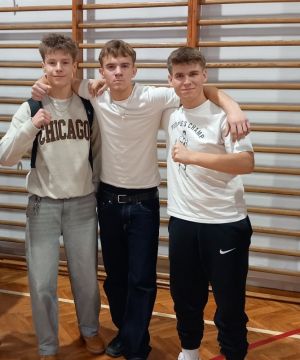 Mikołajkowy Turniej Koszykówki