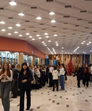 Spektakl Kieleckiego Teatru Tańca, pt. "Królowa Śniegu"