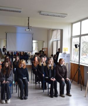 Międzynarodowy Dzień Teatru w Ściegiennym!