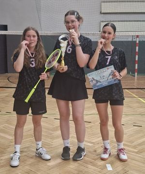 Sukces reprezentacji dziewcząt V LO w badmintonie